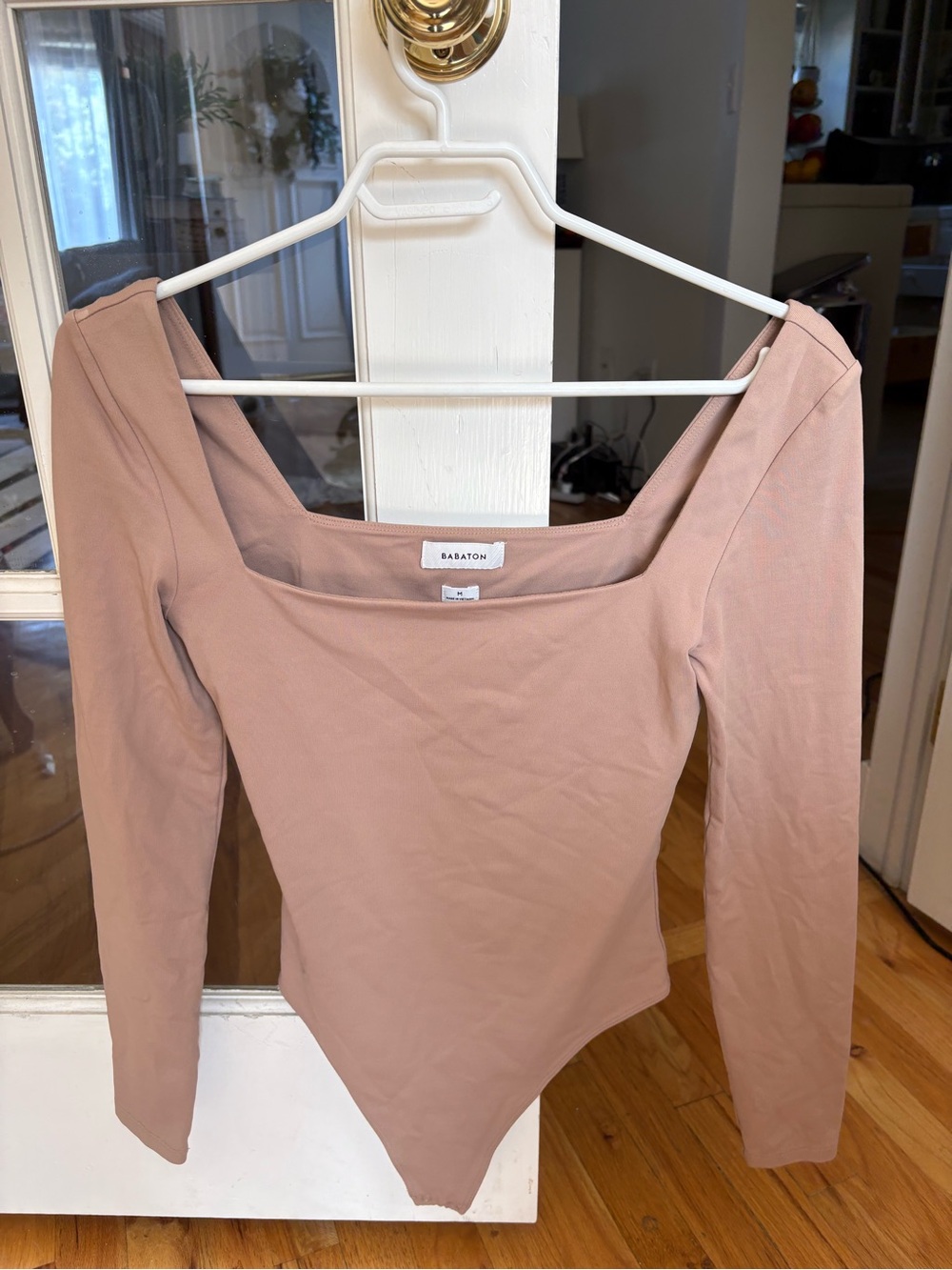 Babaton Square-Neck Long-Sleeve Contour Bodysuit- Taupe Sz M